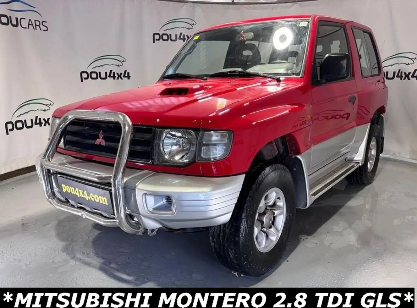 Mitsubishi Montero Corto 2.8 Tdi GLS Plus Rood - 1
