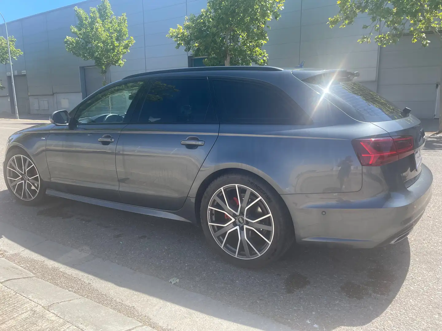 Audi A6 A6 Avant 2.0TDI ultra S line black edition Gris - 2