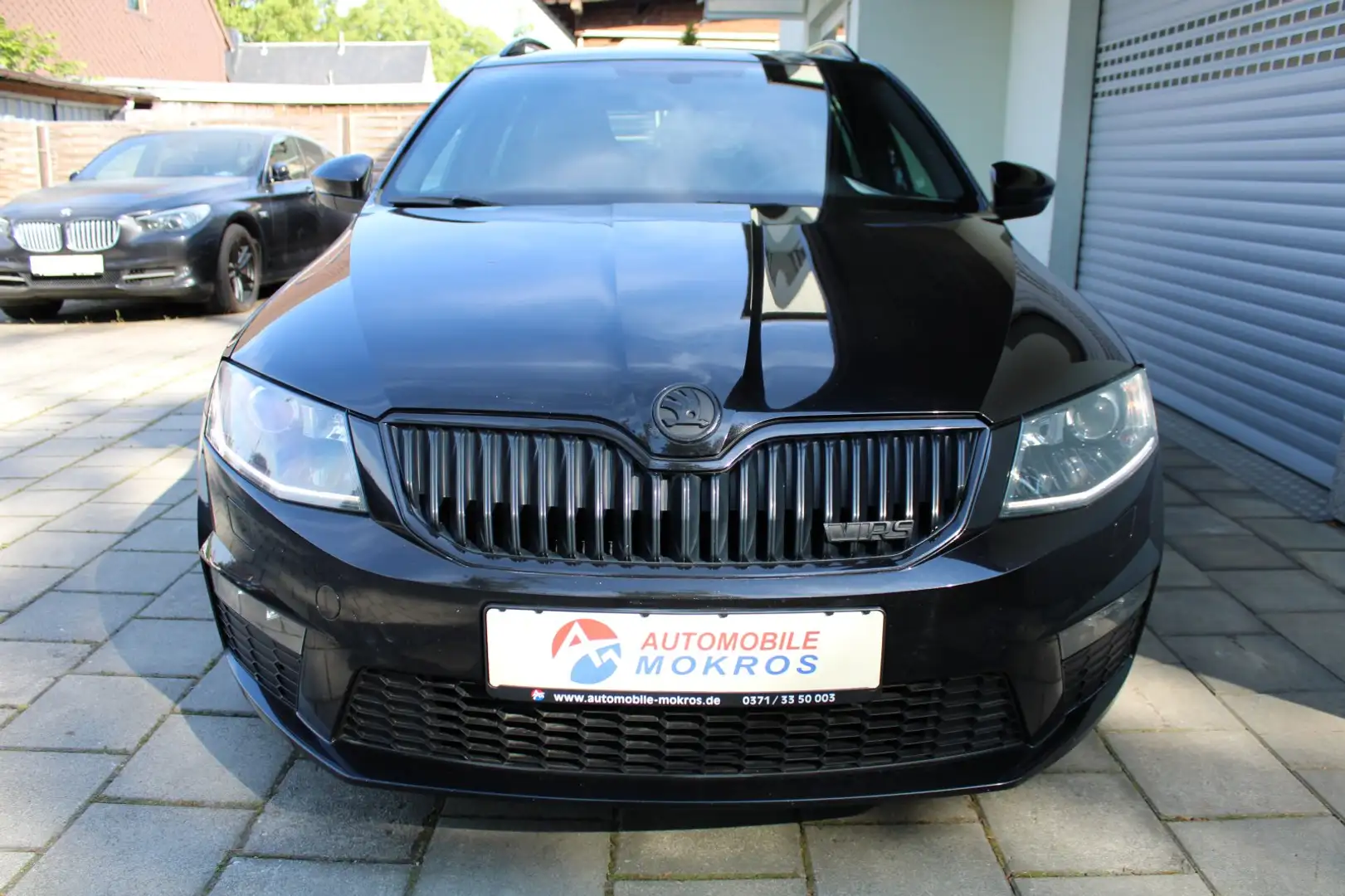 Skoda Octavia Combi 2.0 TDI DSG RS BiXenon Navigation Leder Temp Noir - 2