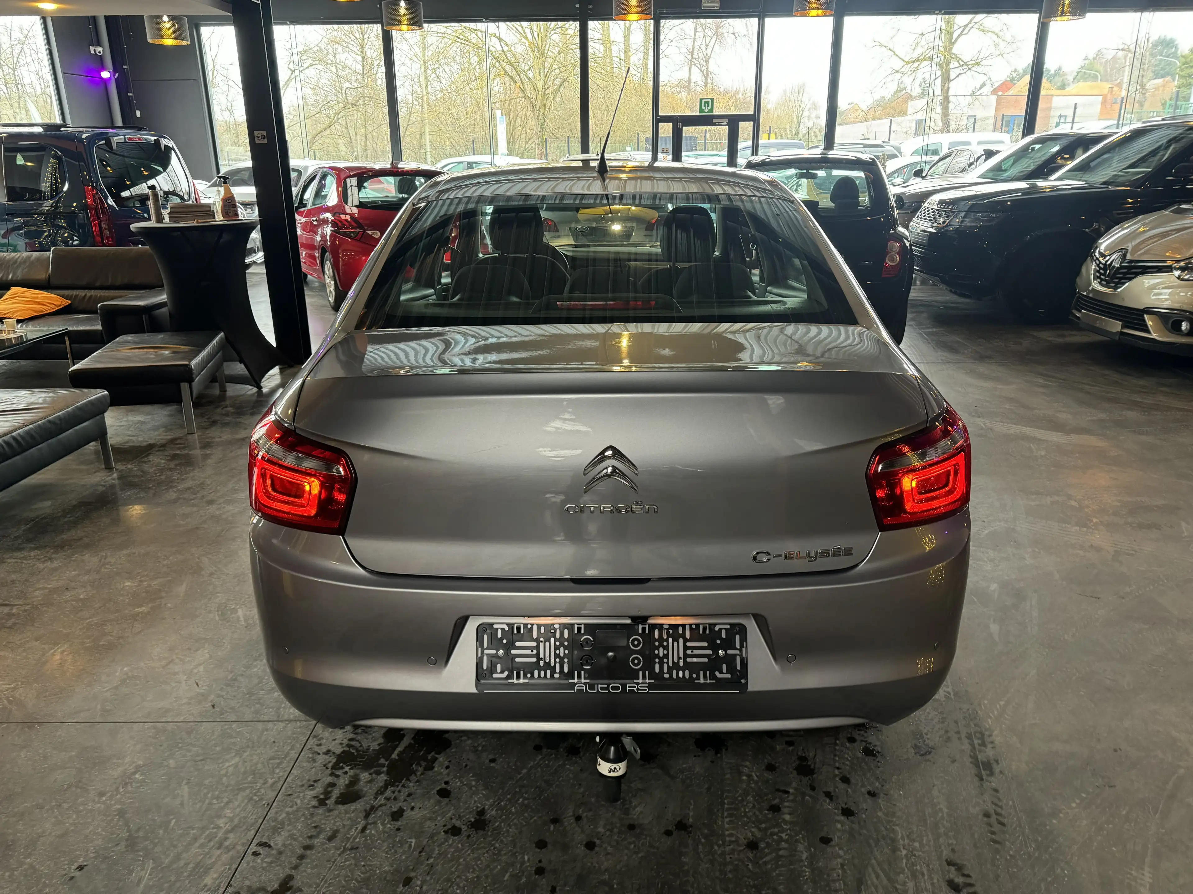 Citroen C-Elysée 1.2i - A/C - MEDIA/TEL - LIM/REG - NAVI - CAMERA R — photo 9