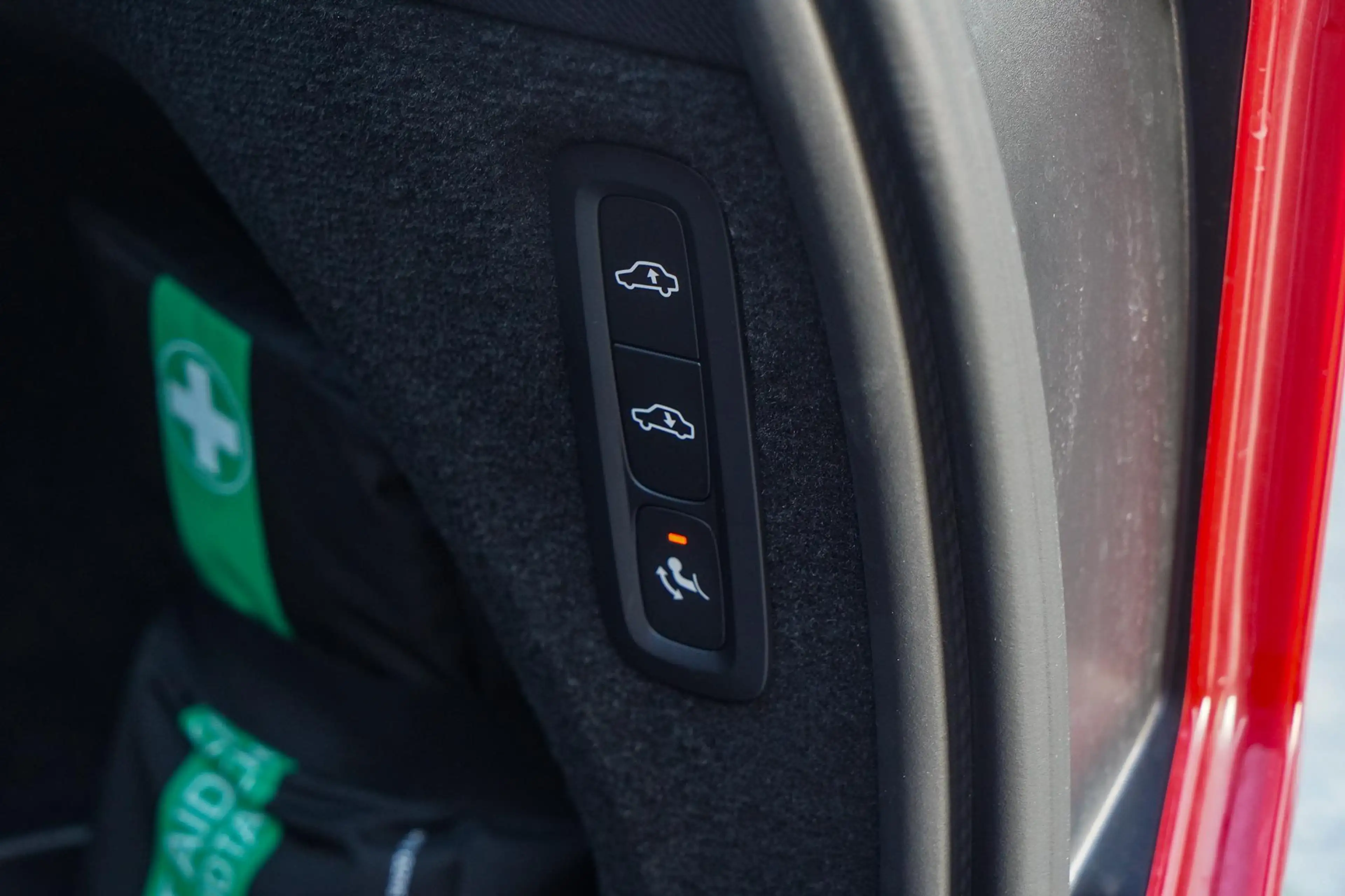 Volvo XC90 2.0 T8 Recharge AWD Ultimate Dark Bowers & Wilkins — photo 12