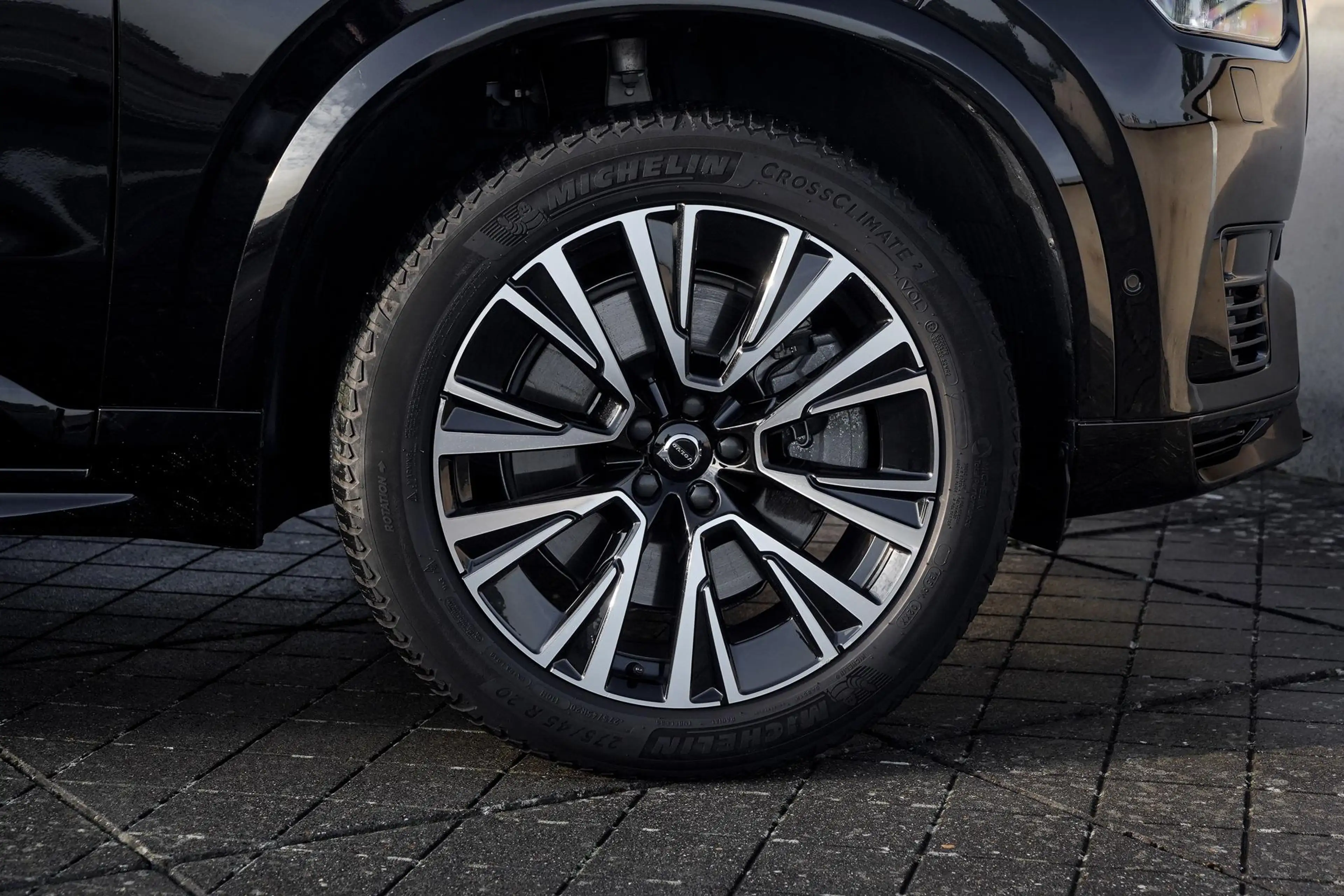 Volvo XC90 2.0 T8 Recharge AWD Ultimate Dark Bowers & Wilkins — photo 7