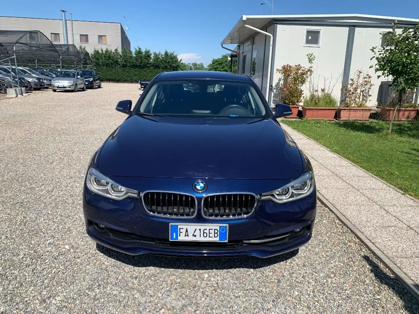 BMW 318 d Business aut.*SPORT* Azul - 2