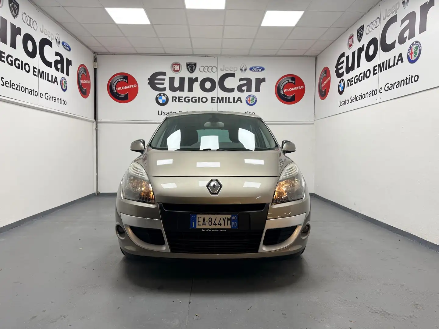 Renault Scenic Scénic X-Mod 1.5 dCi 110CV Luxe Goud - 2