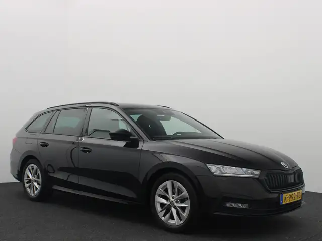 Skoda Octavia view 18