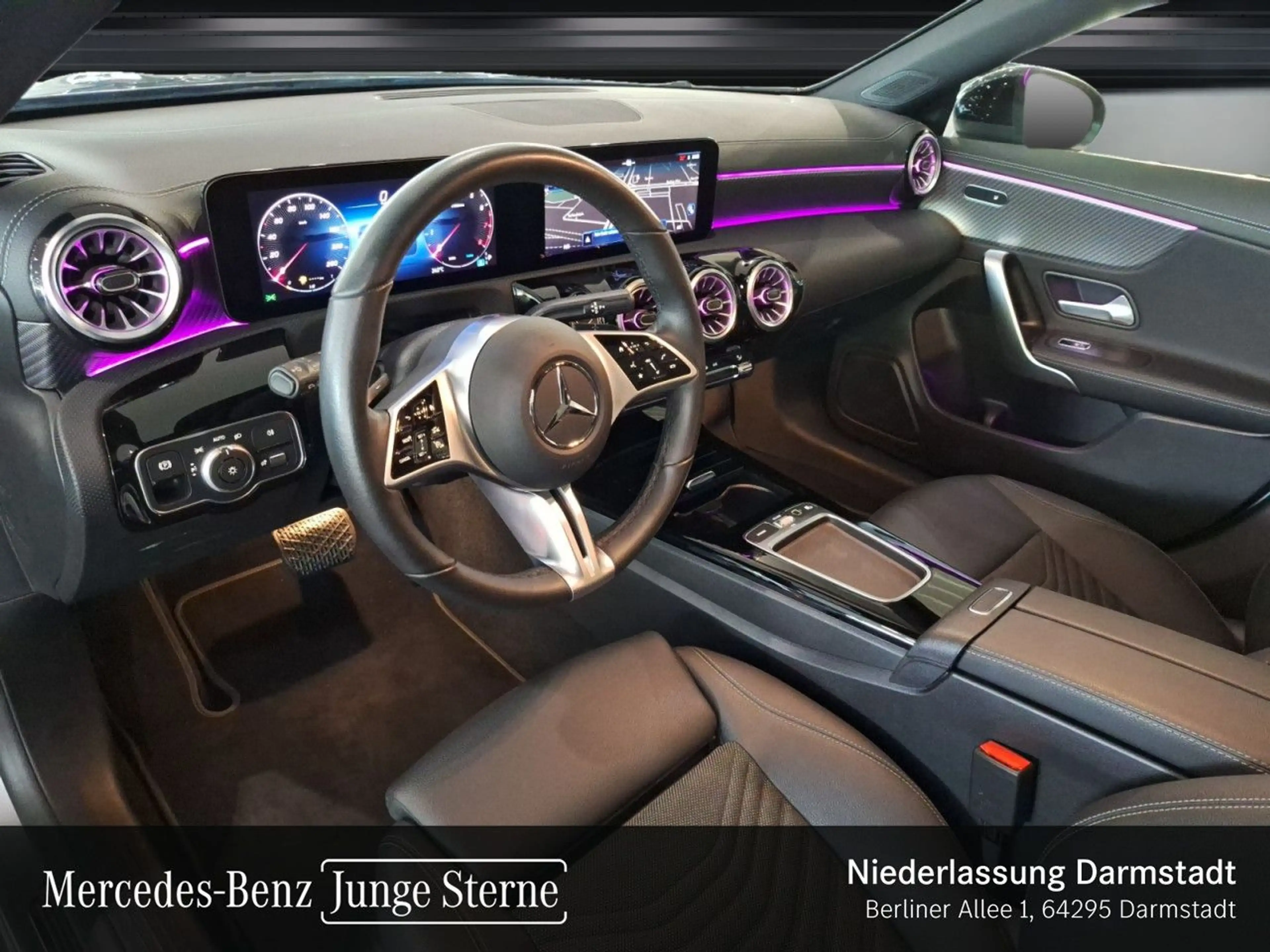 Mercedes-Benz CLA 180 PROGRESSIVE+NIGHT+PANO+360°+MULTIBEAM+7G — photo 11