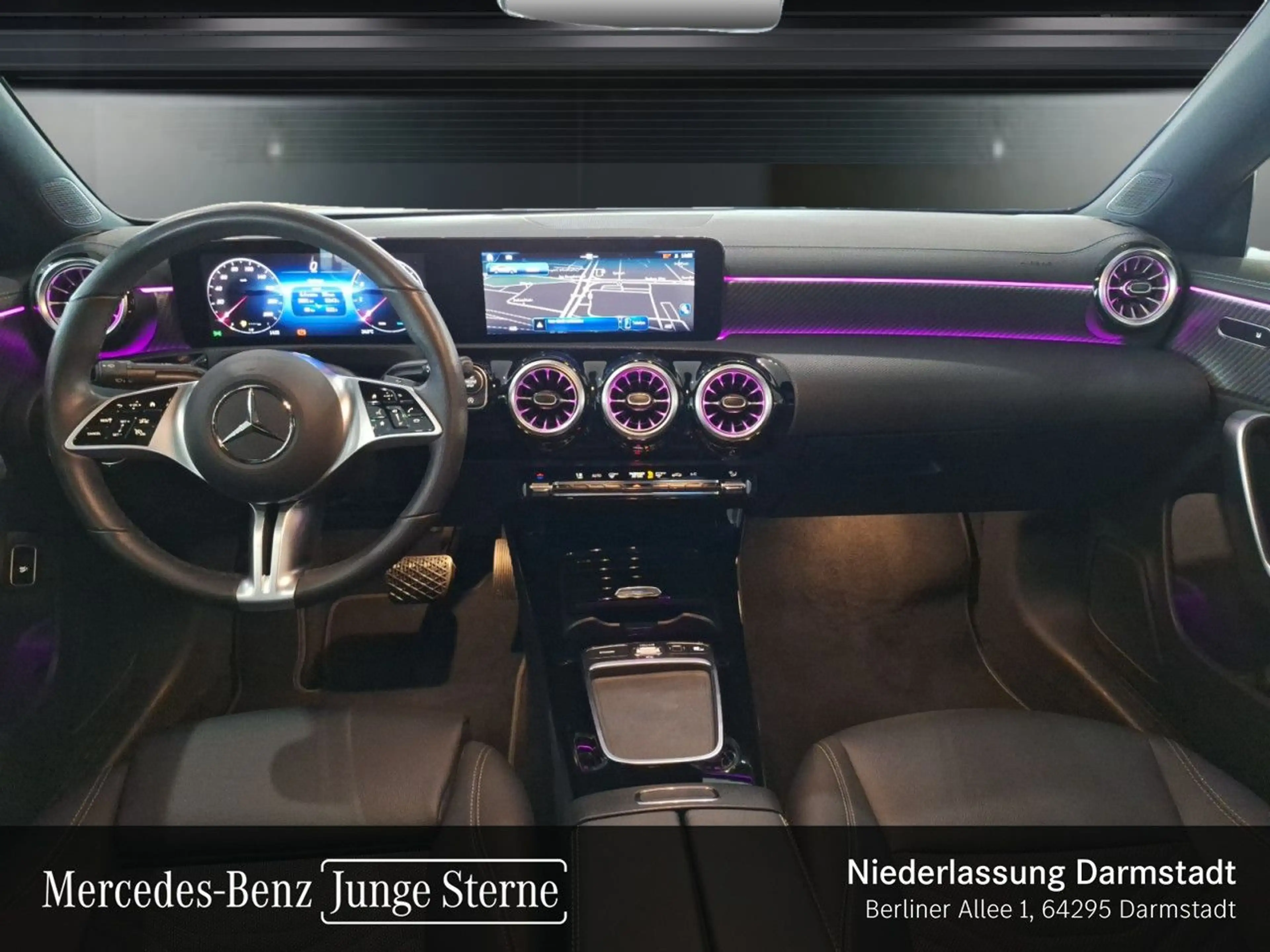 Mercedes-Benz CLA 180 PROGRESSIVE+NIGHT+PANO+360°+MULTIBEAM+7G — photo 13