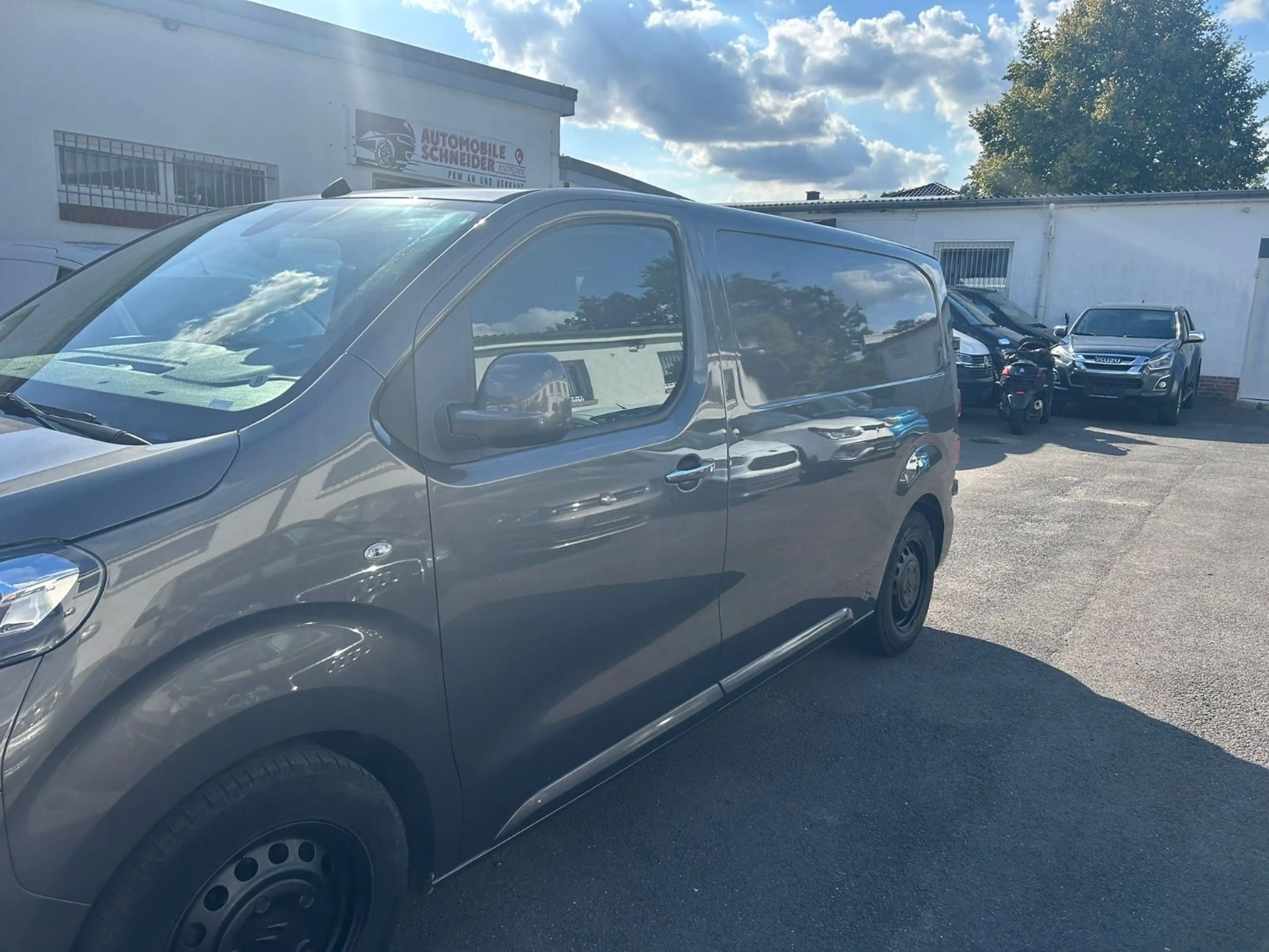 Citroen Jumpy 2.0 BLUEHDI — photo 3