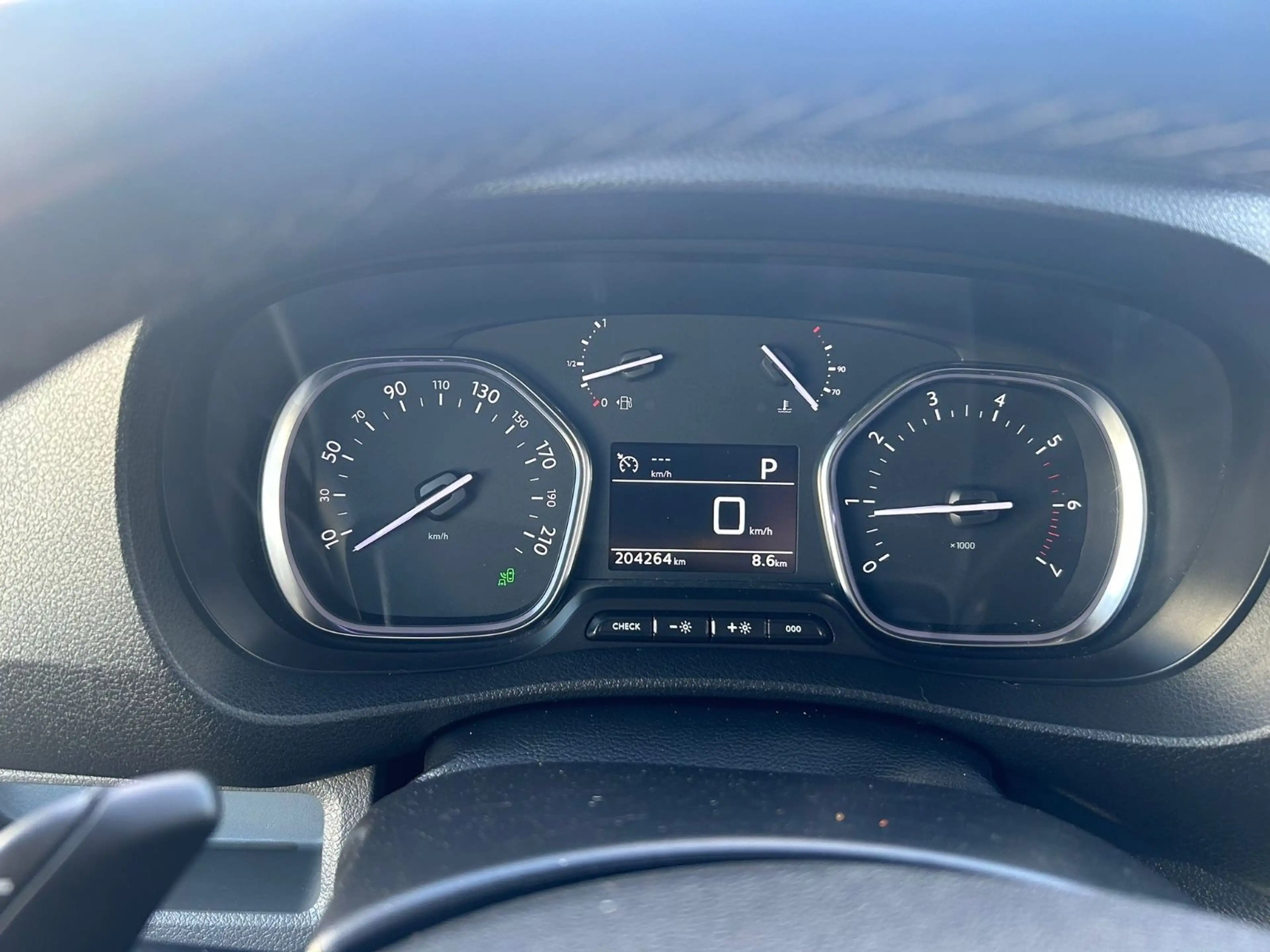 Citroen Jumpy 2.0 BLUEHDI — photo 12