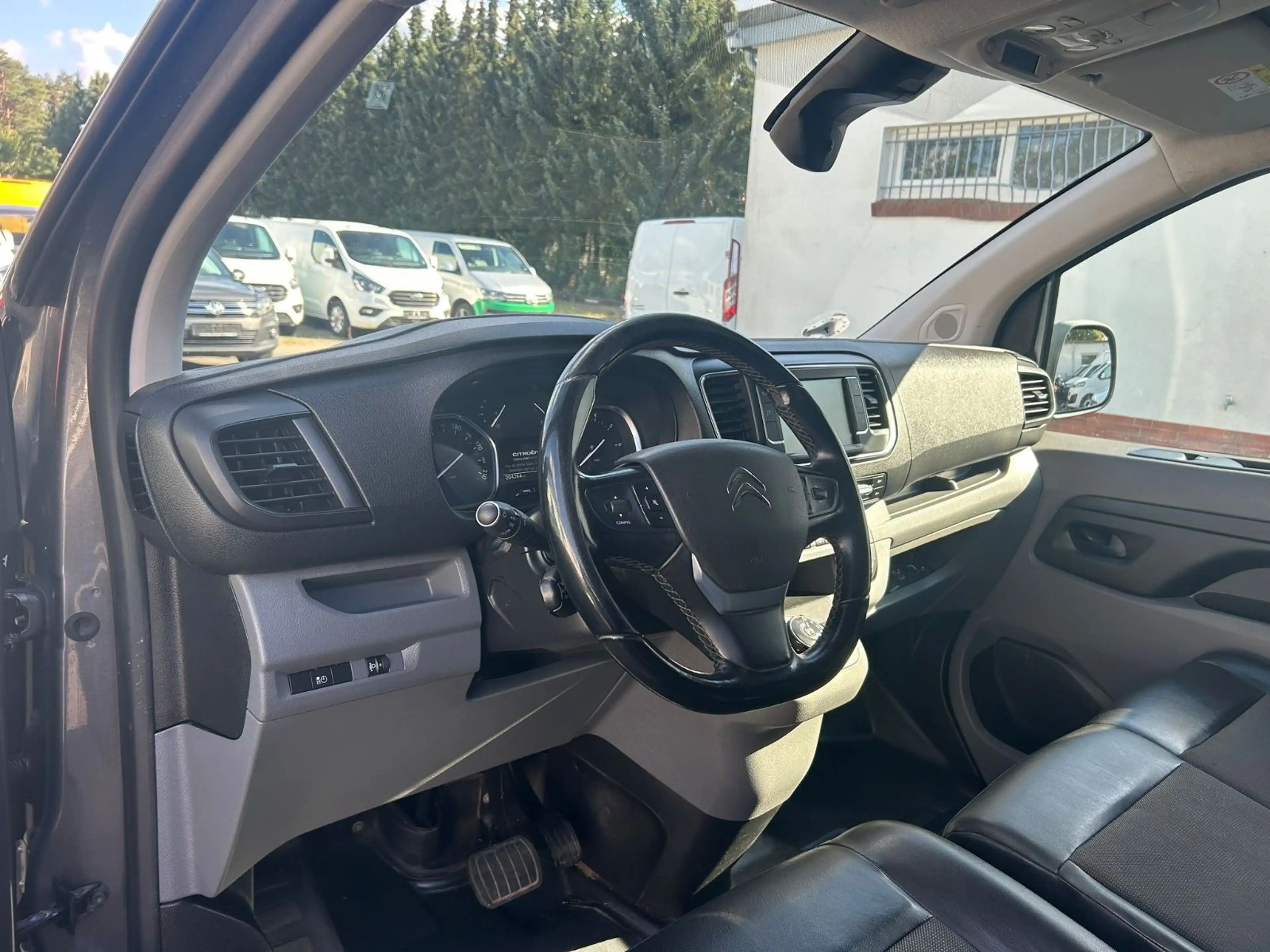 Citroen Jumpy 2.0 BLUEHDI — photo 11