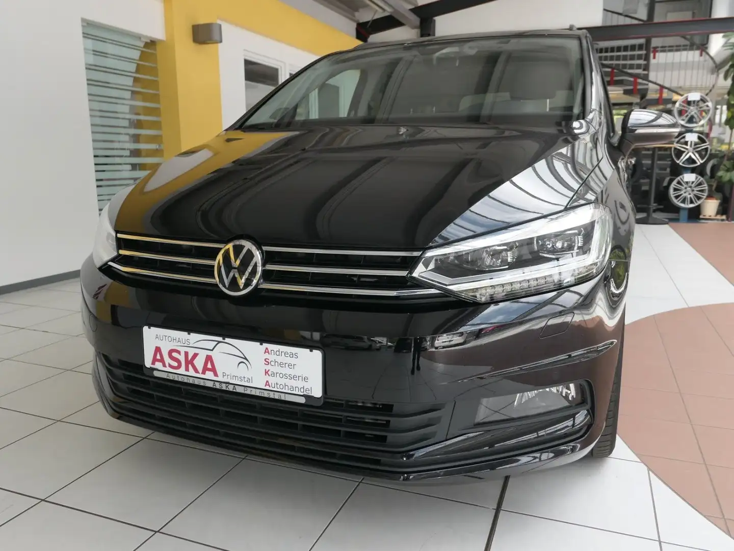 Volkswagen Touran TDI*DSG*ACC*Standheiz.*AHK*DYNAUDIO*Panor Negro - 2