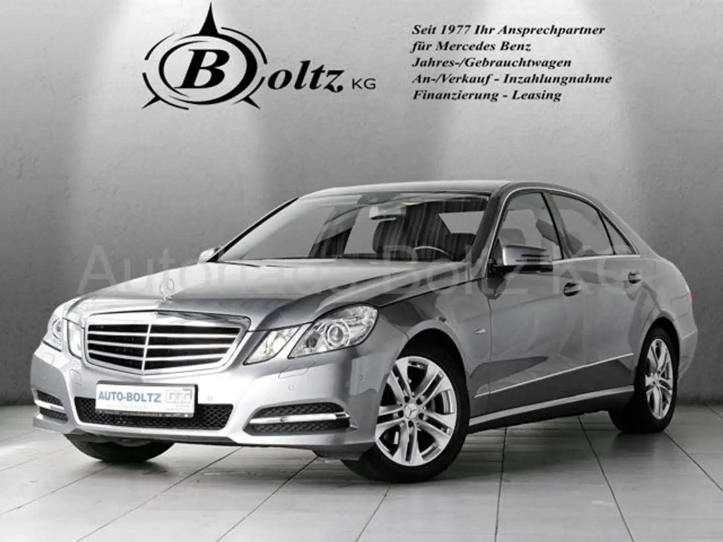 Mercedes-Benz E 200 CGI BE Avantgarde Klimaa. Navi PTS BiX ILS Gris - 1
