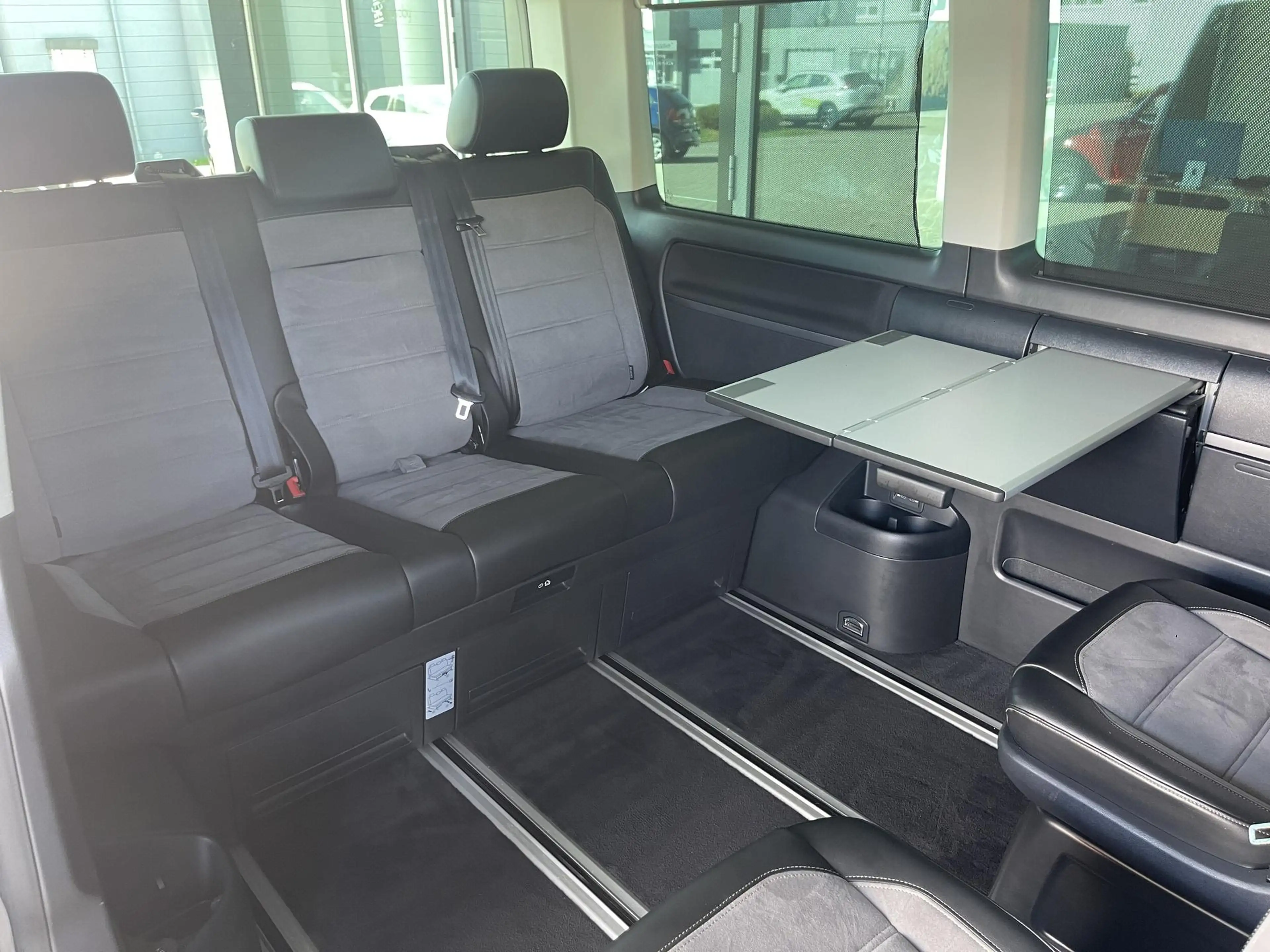 Volkswagen T6.1 Multivan T6.1 Multivan DSG 1.Hand Scheckheft LED — photo 14