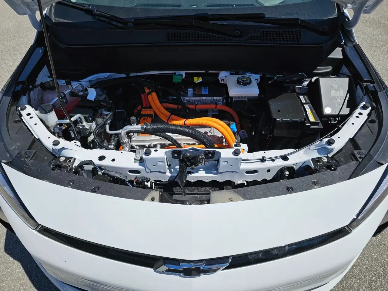 Chevrolet Bolt снимка Chevrolet Bolt