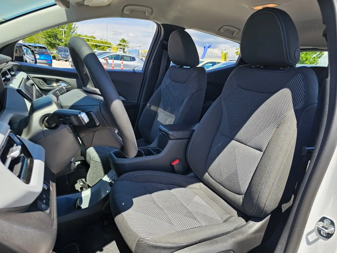 Chevrolet Bolt снимка Chevrolet Bolt