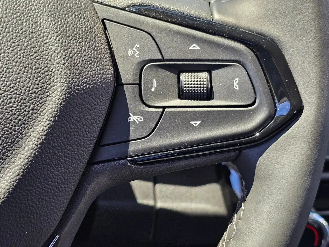 Chevrolet Bolt снимка Chevrolet Bolt