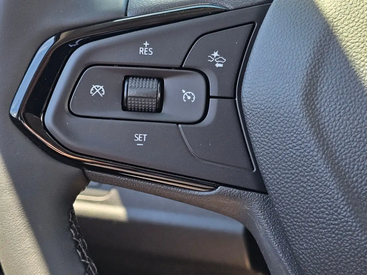 Chevrolet Bolt снимка Chevrolet Bolt