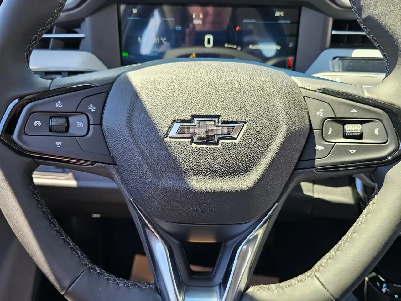 Chevrolet Bolt снимка Chevrolet Bolt