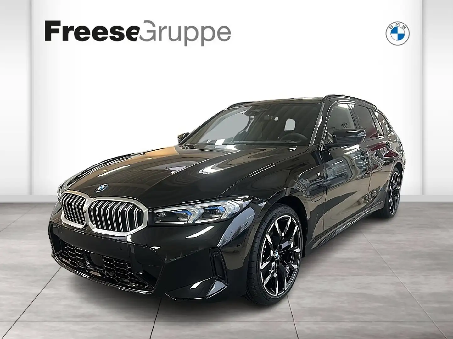 BMW 330 e xDrive Touring Schwarz - 1