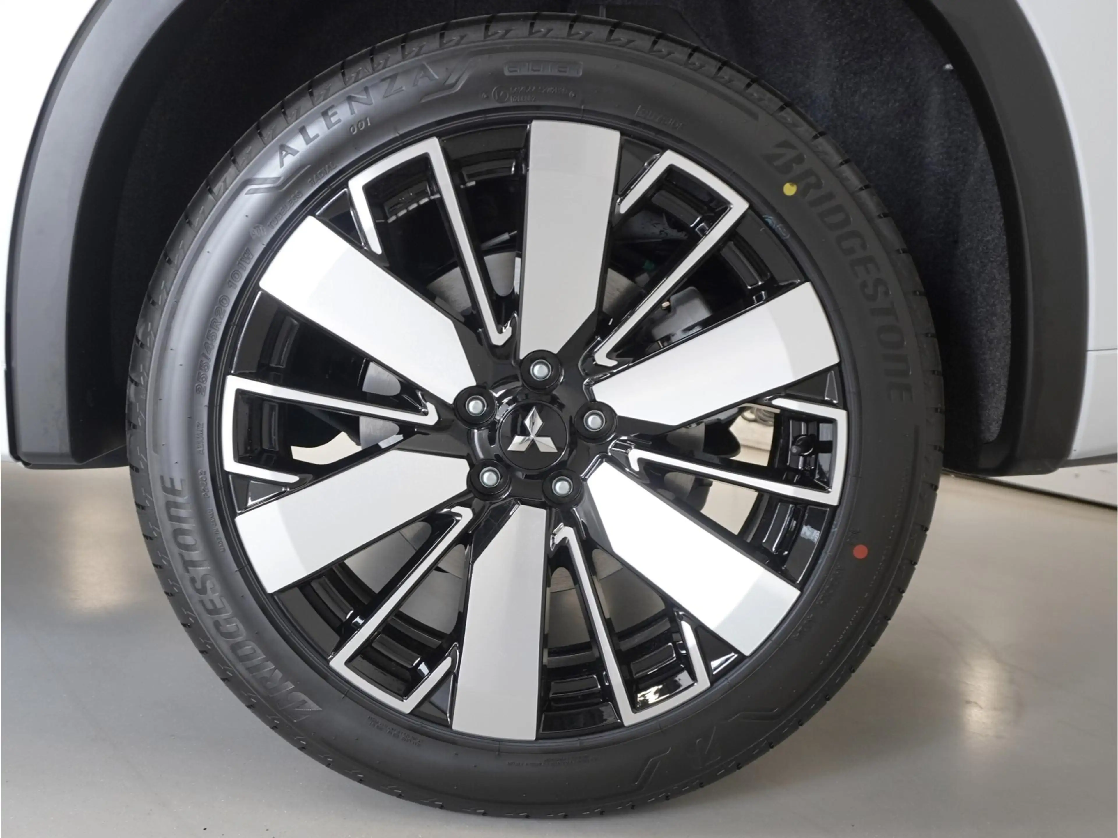 Mitsubishi Outlander 2.4 PHEV Instyle | Actieprijs | Uit voorraad lever — photo 10