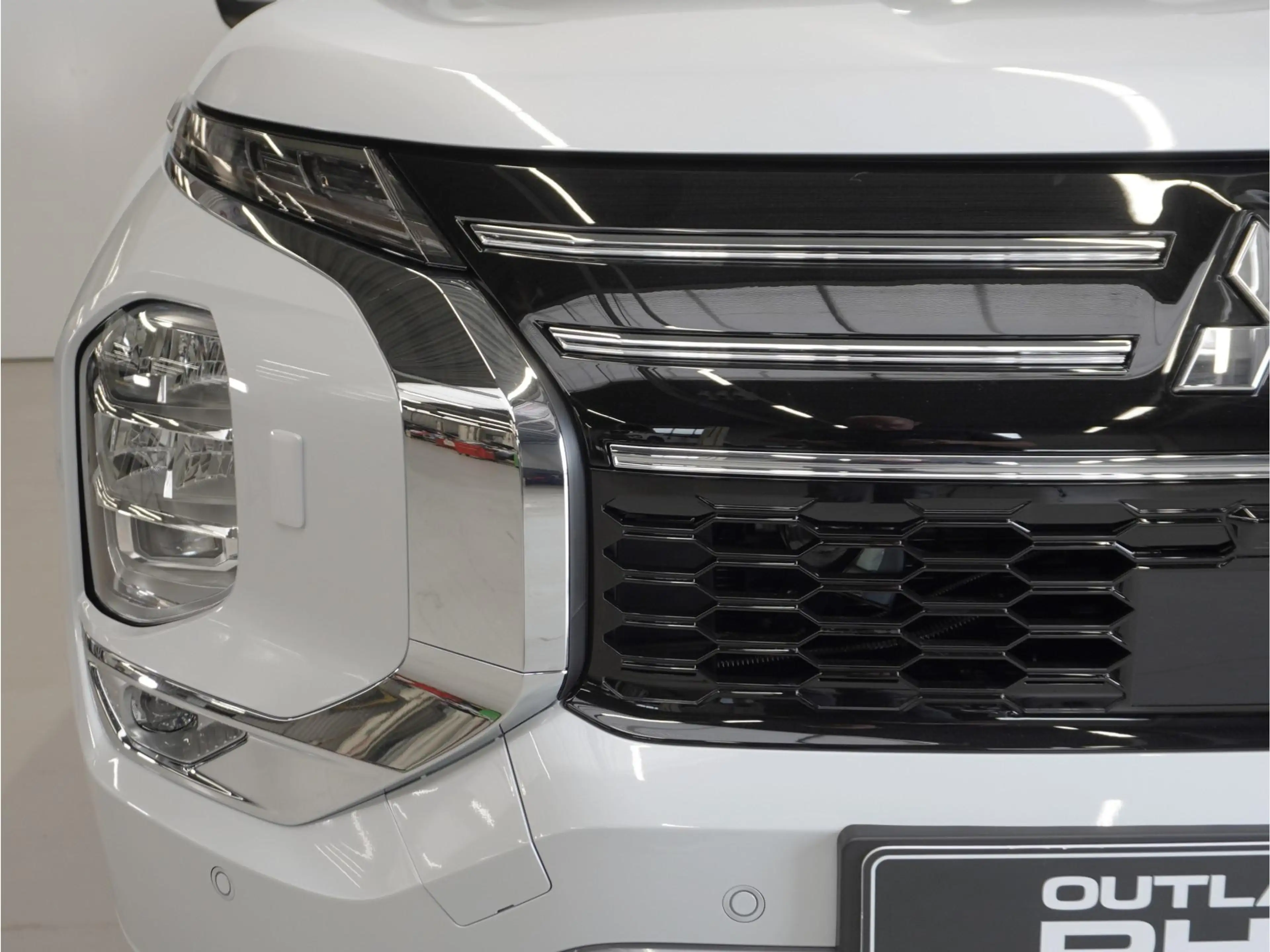 Mitsubishi Outlander 2.4 PHEV Instyle | Actieprijs | Uit voorraad lever — photo 6