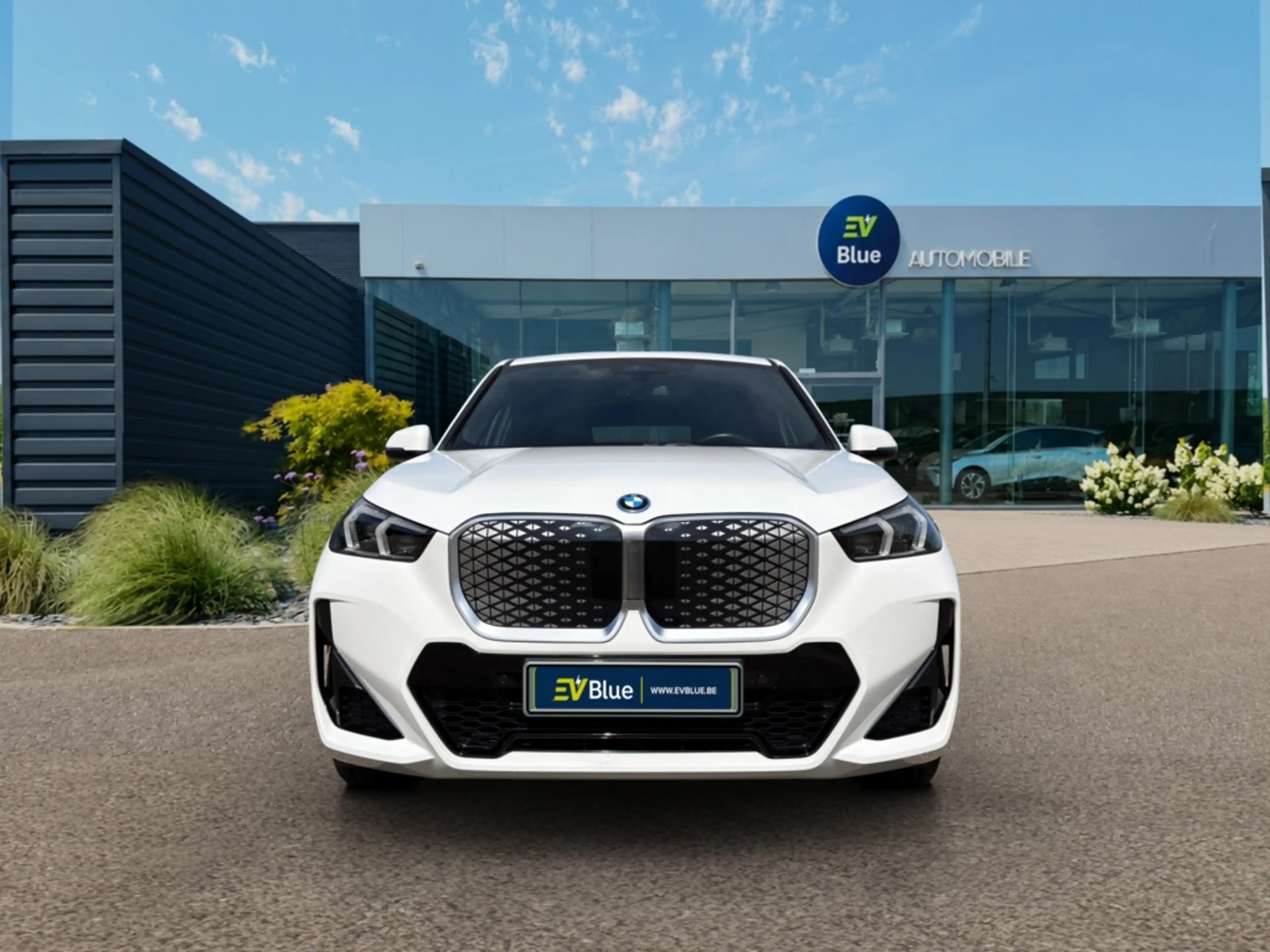 BMW iX1 xDrive30 M Sport 68 kWh - 313 ch - 230Kw ACC - CAMERA - CARPLAY — photo 9