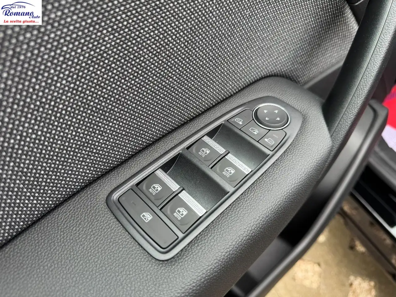 Renault Captur 1.2 ECO-G 120 CV TECHNO 11