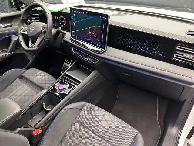 Volkswagen Tiguan view 11