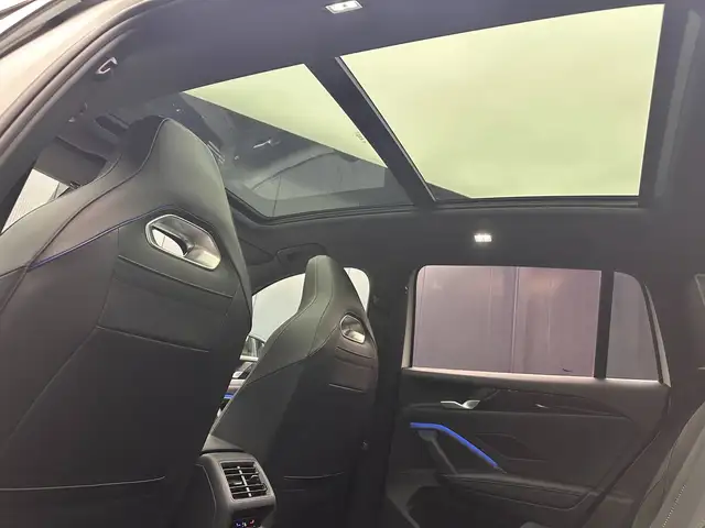 Volkswagen Tiguan view 13