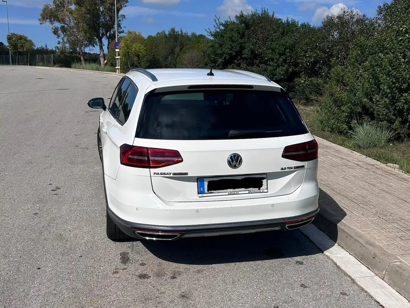 Volkswagen Passat Alltrack Passat Alltrack 2.0TDI 4M DSG 140kW Blanco - 1