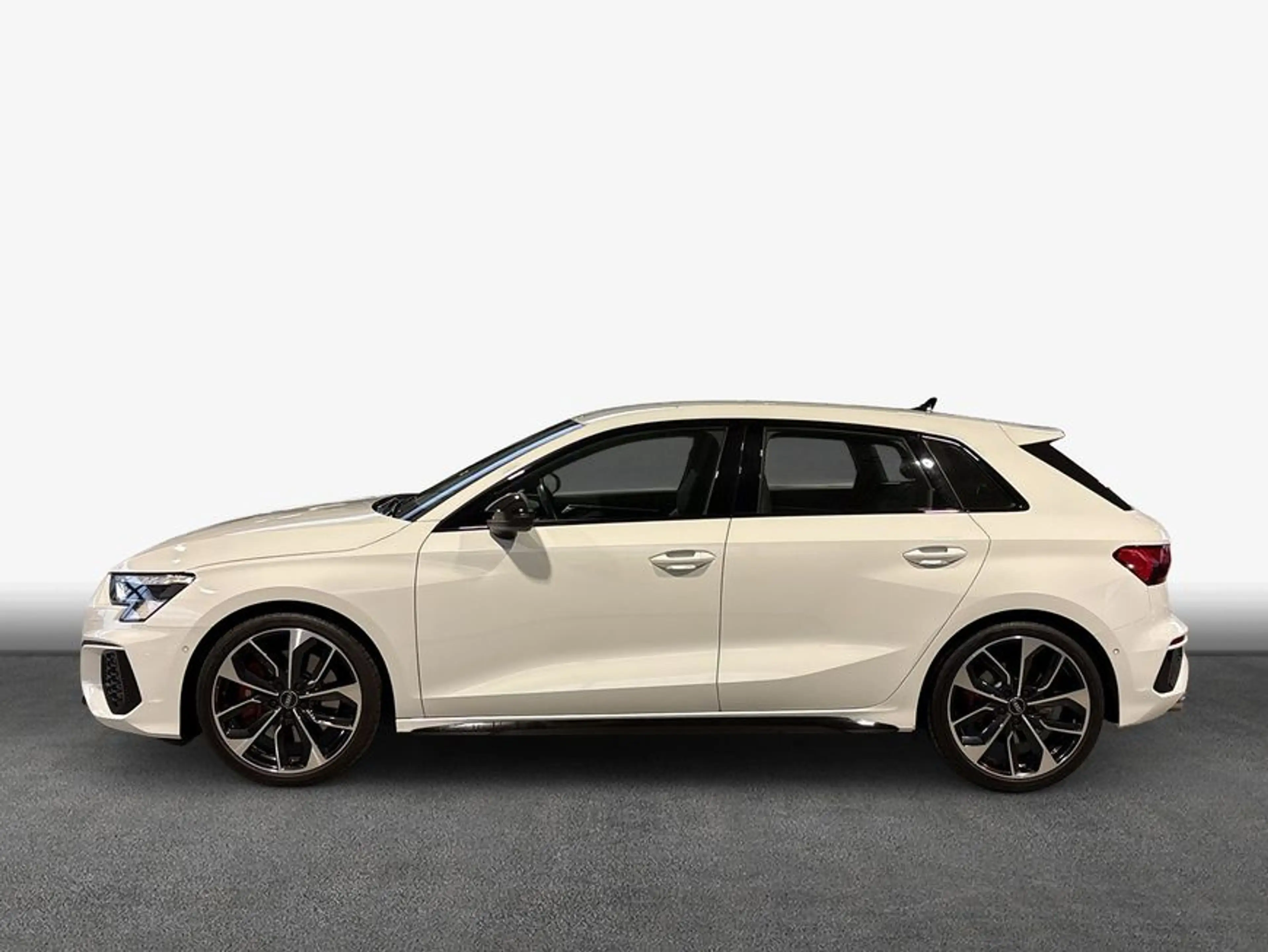 Audi S3 TFSI Sportback quattro S tronic Head-Up* — photo 4