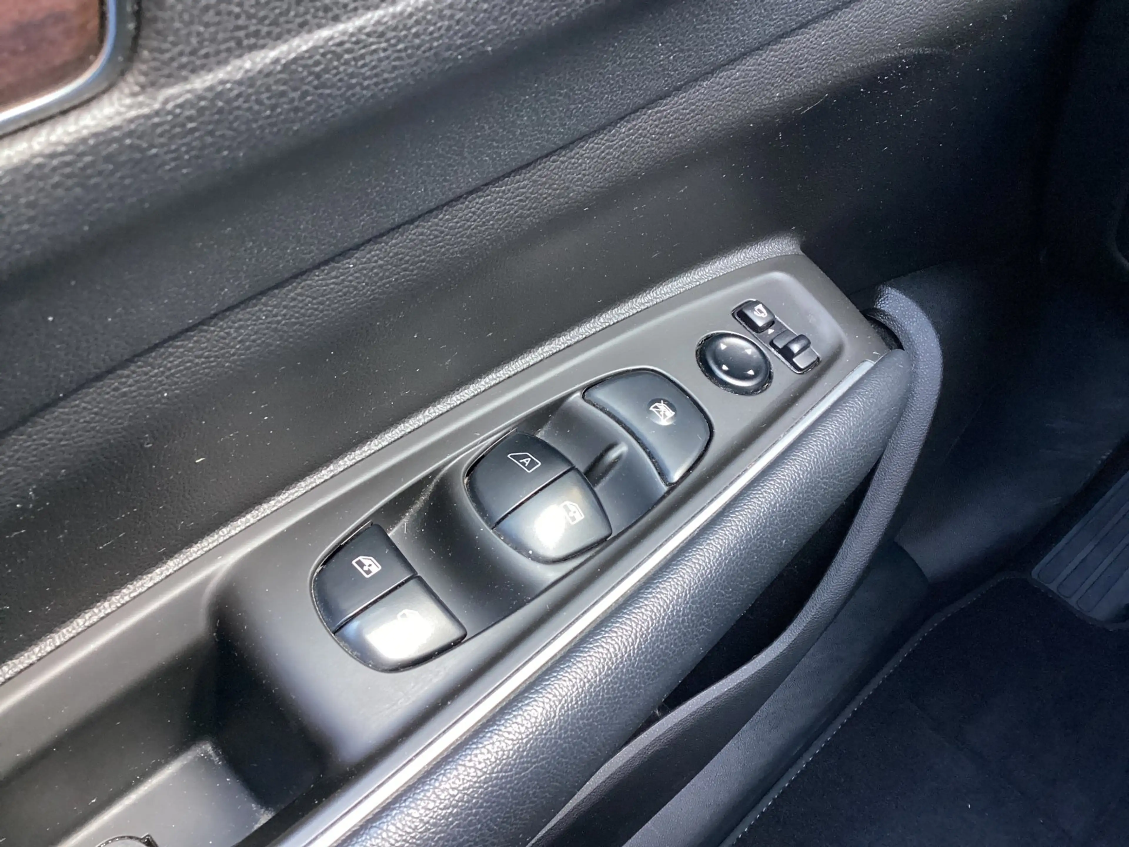 Renault Koleos Limited II 1.7 BLUE dCi 150 (EURO 6d-TEMP) — photo 16