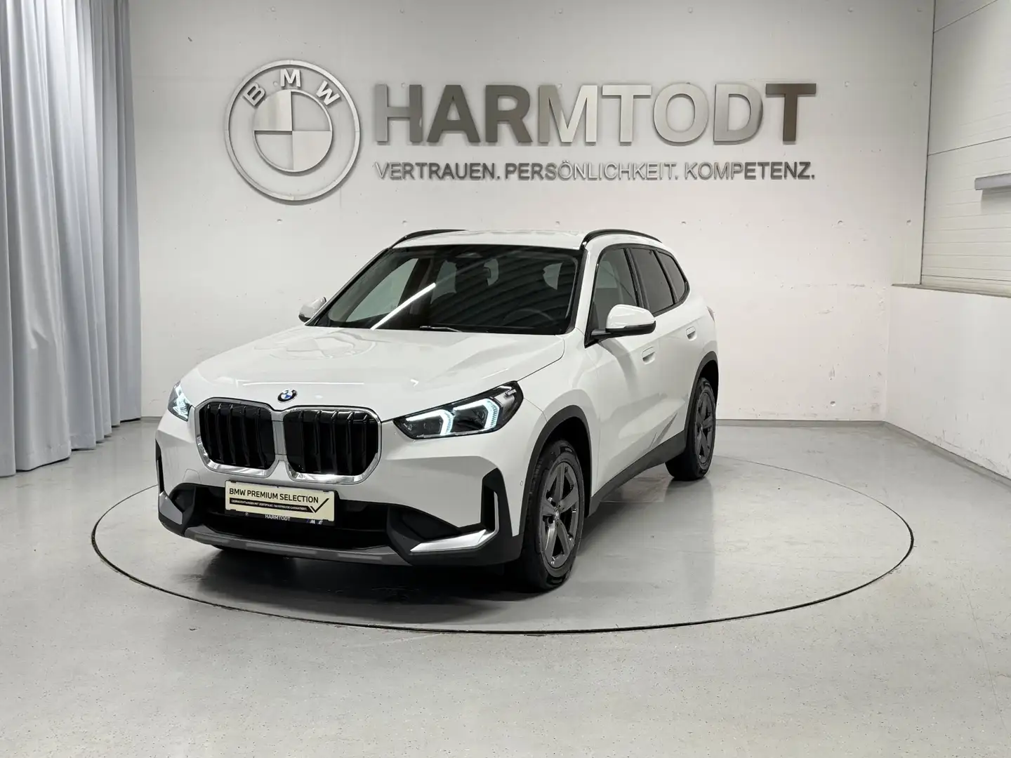 BMW X1 xDrive20d *Premium Paket* Weiß - 2
