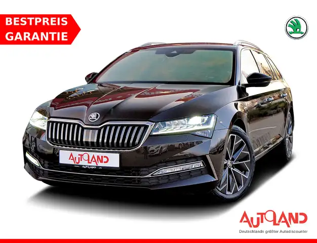 Skoda Superb Combi 2.0 L&K LED Navi AHK Kamera Memory