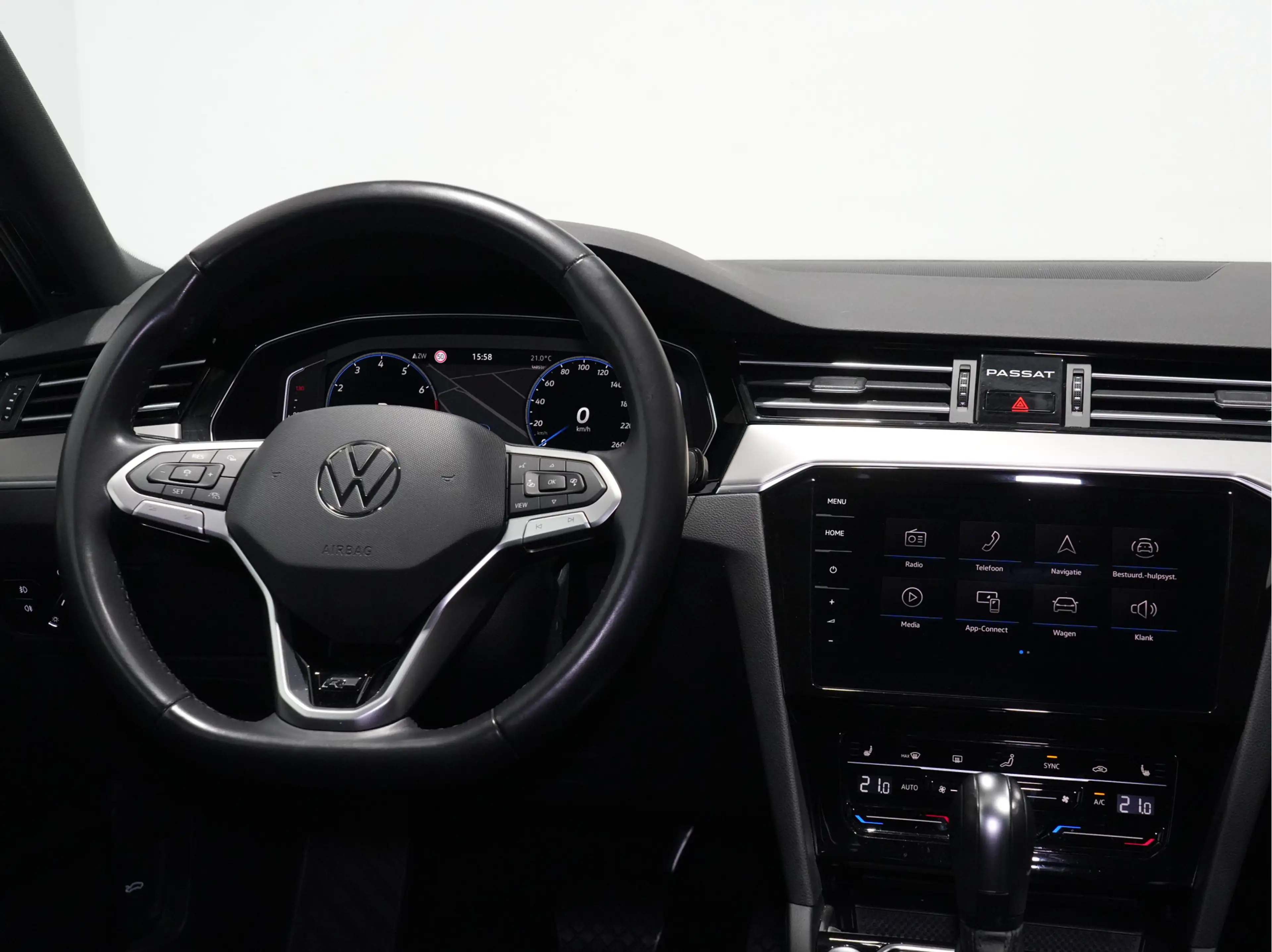 Volkswagen Passat Variant 1.5 150pk DSG TSI R-Line Business + 123 — photo 11