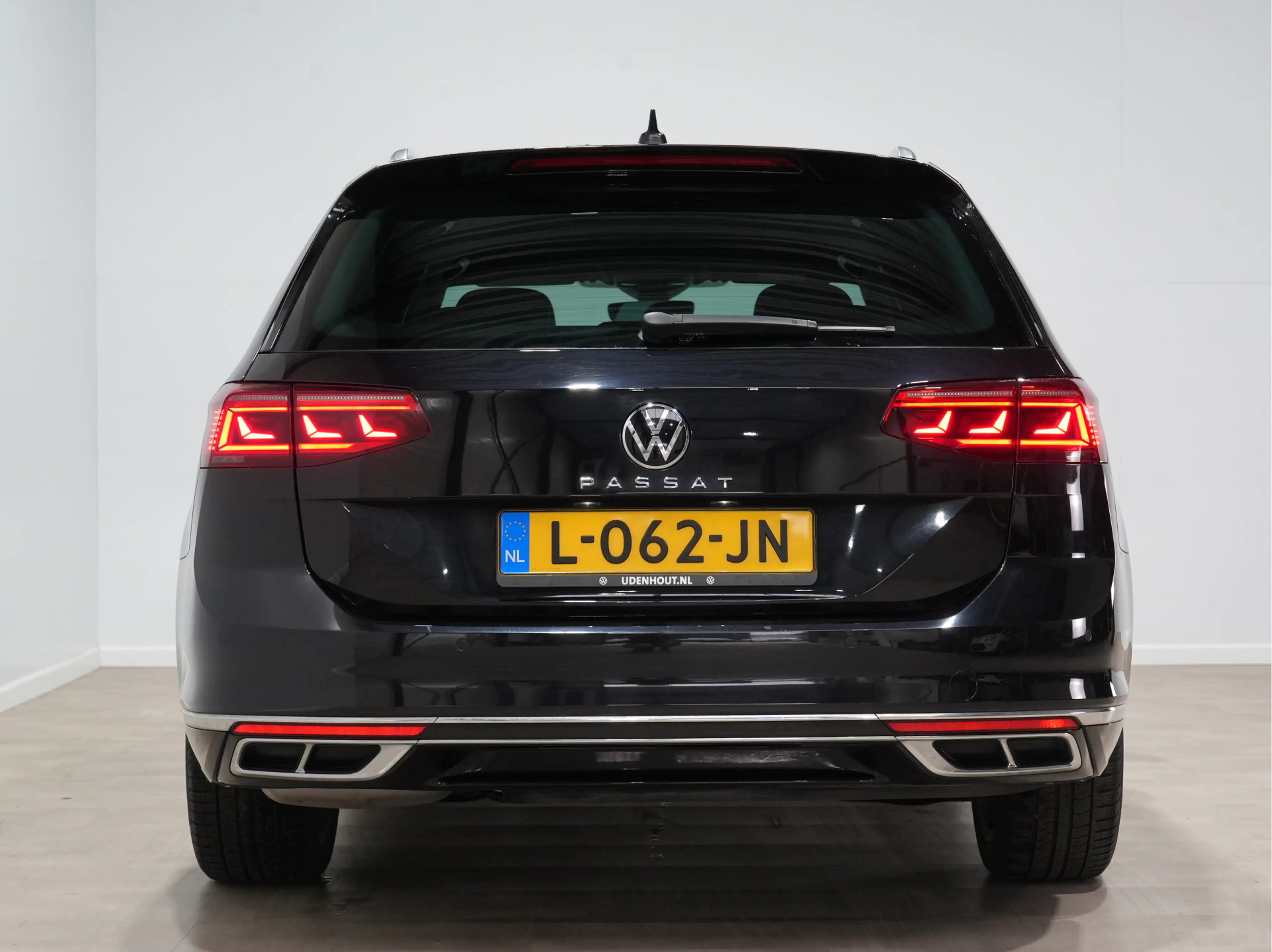 Volkswagen Passat Variant 1.5 150pk DSG TSI R-Line Business + 123 — photo 5