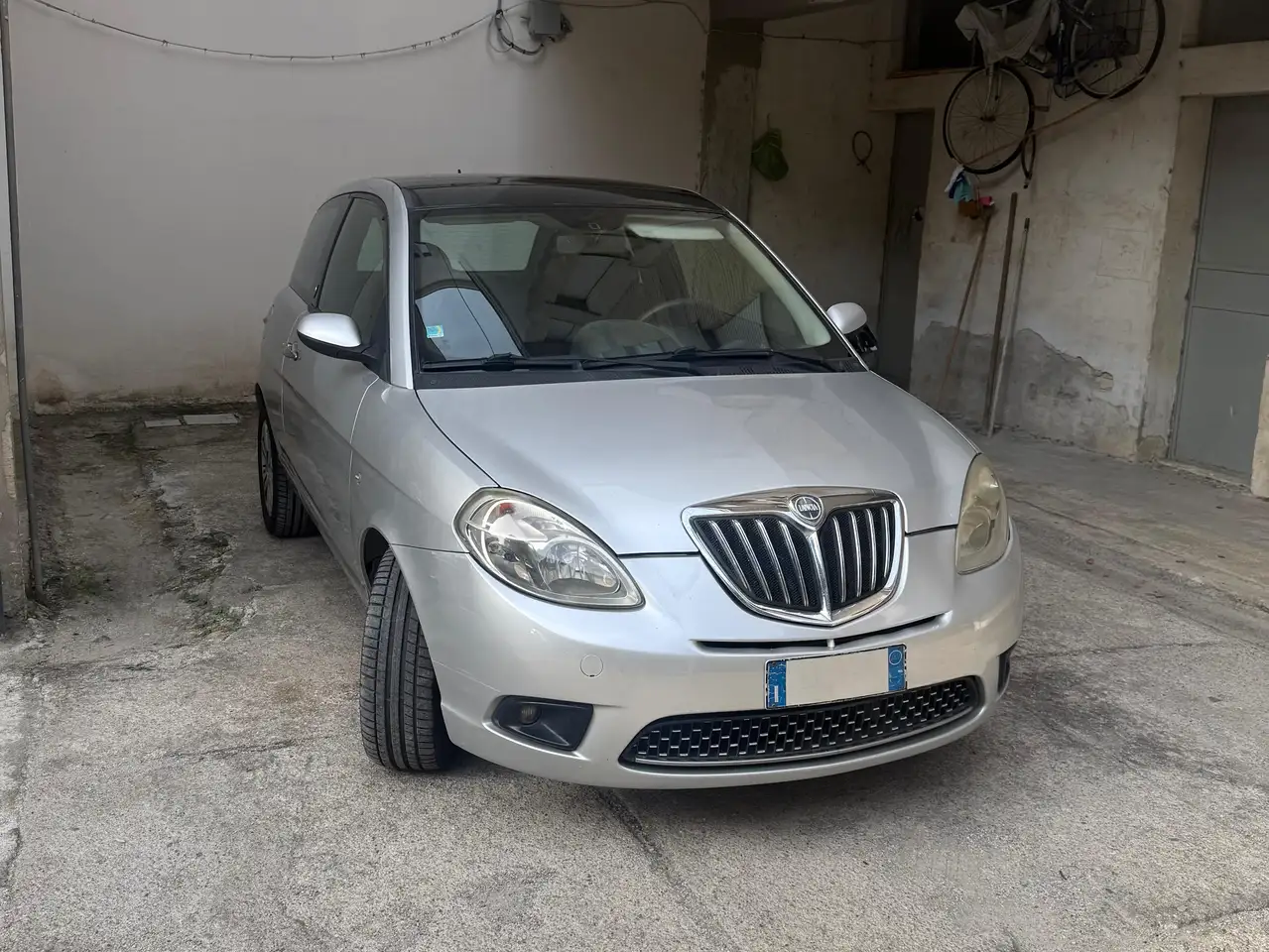 Lancia Ypsilon
