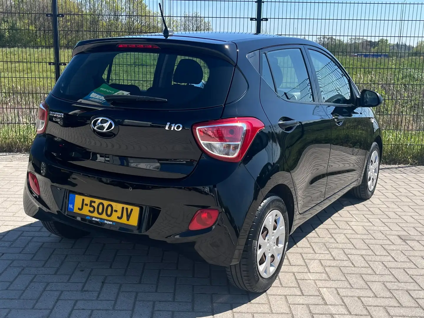 Hyundai i10 1.0i i-Motion Automaat | AIRCO | Zwart - 2
