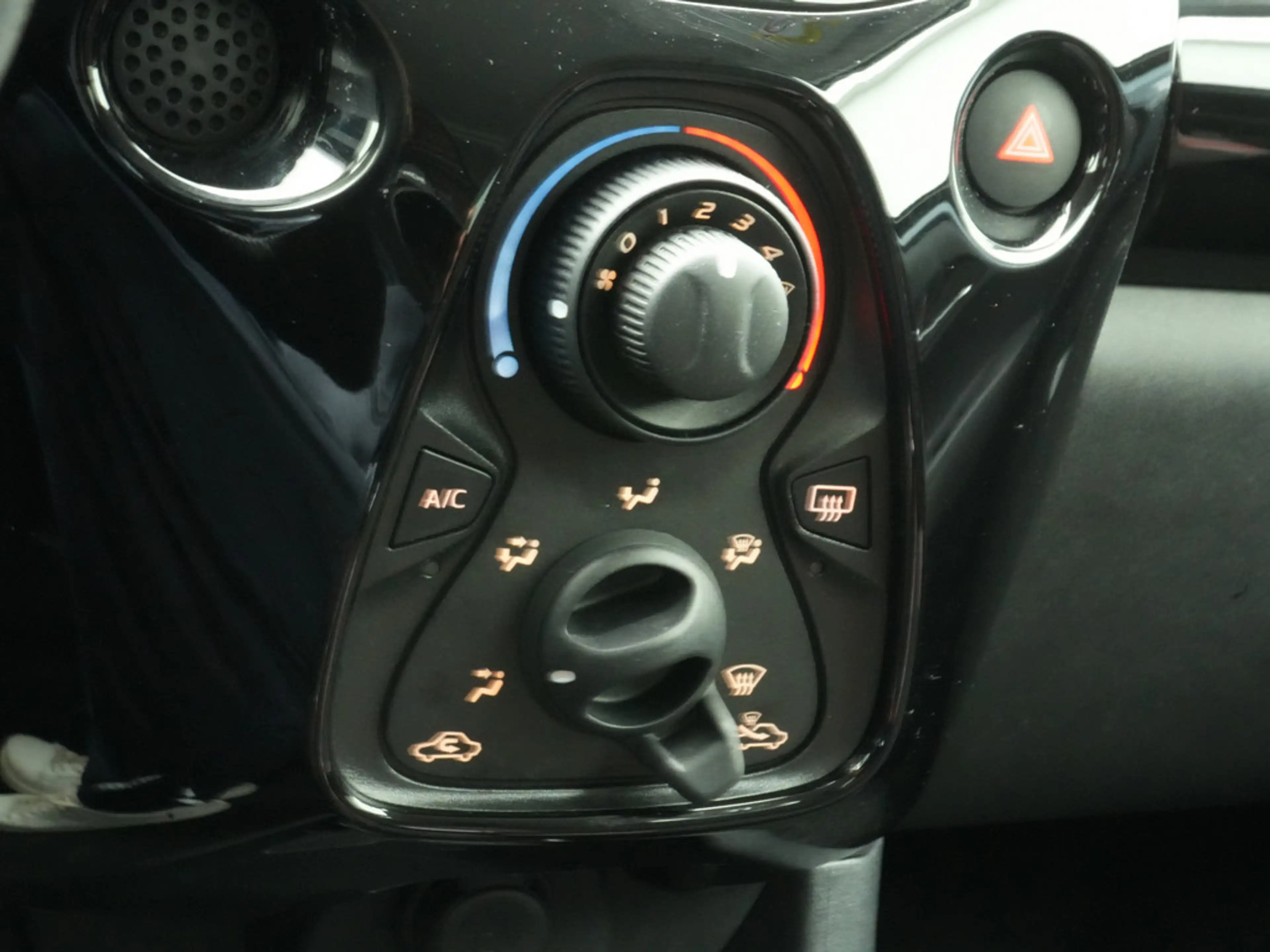 Citroen C1 Airscape Shine CARPLAY KAM SHZ KLIMA — photo 12