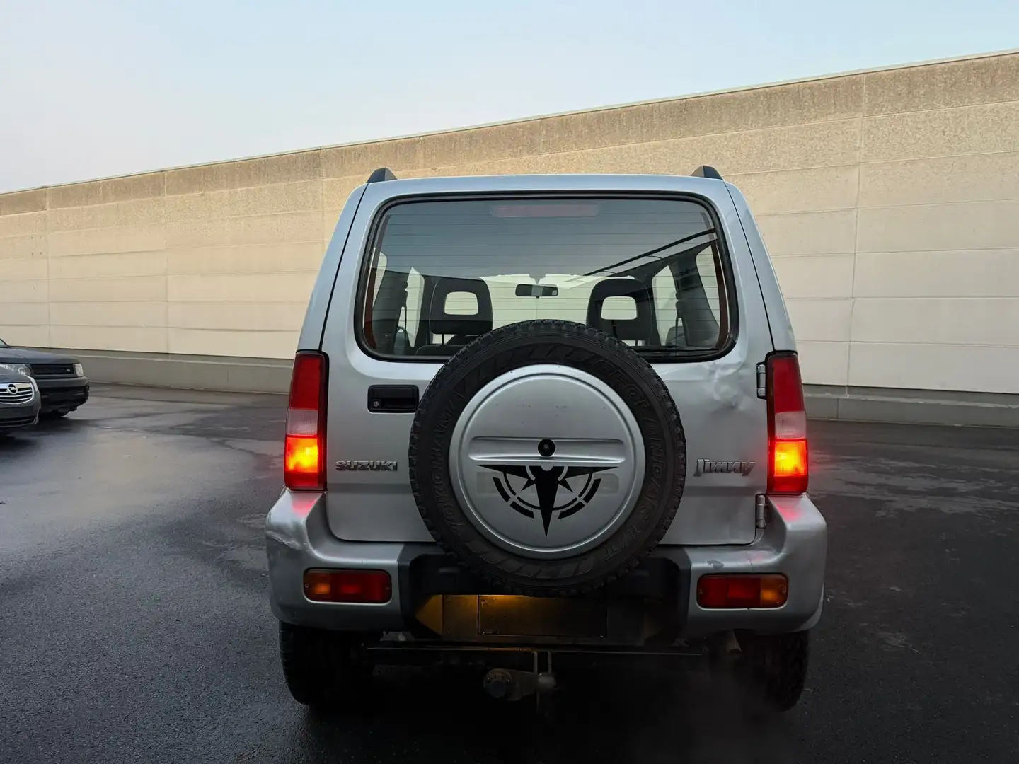 Suzuki Jimny 1.3I 60kw Euro 4 Benz 4x4 Année 2004, 170.000Km Срібний - 2