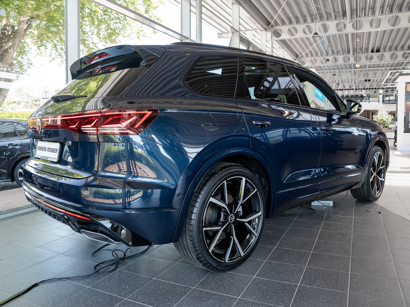 Volkswagen Touareg R-Line FINAL EDITION V6 TDI 4 Motion Voll — photo 4