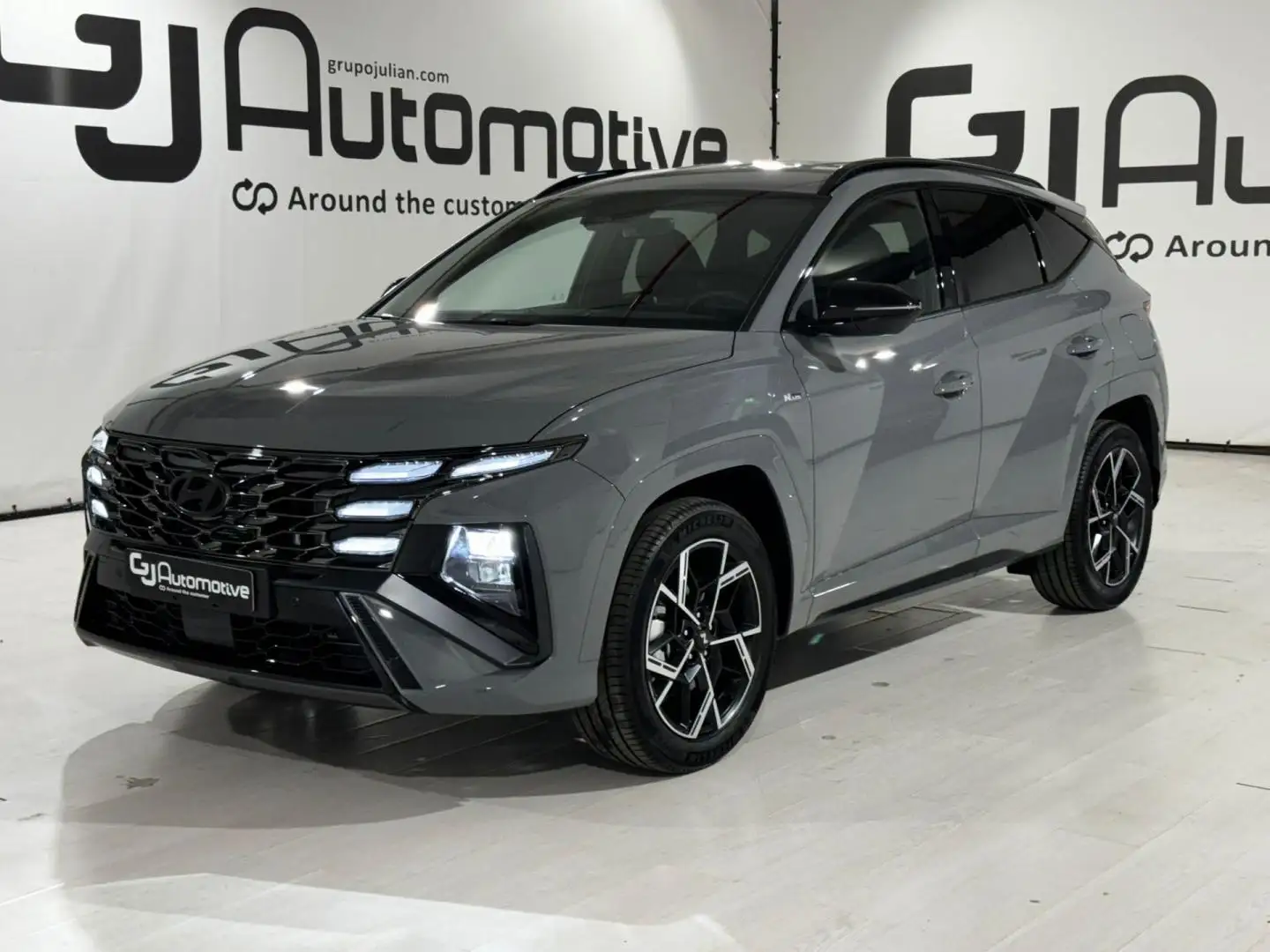 Hyundai TUCSON 1.6 T NLine Gris - 1