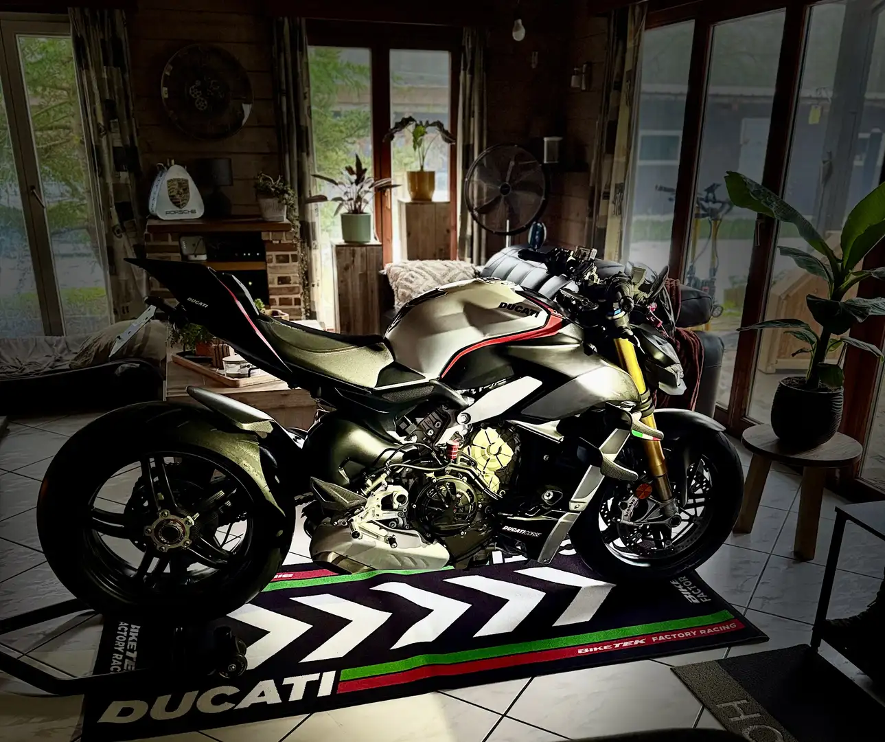 Ducati Streetfighter streetfighter v4 SP1 - 1
