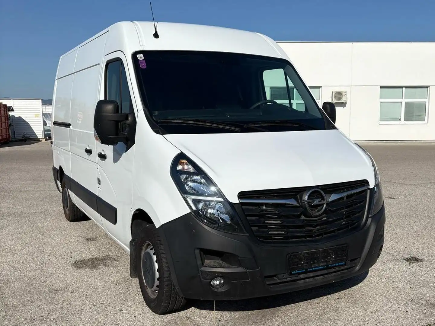 Opel Movano 2,3 BiTurbo CDTI ECO FLEX Weiß - 2