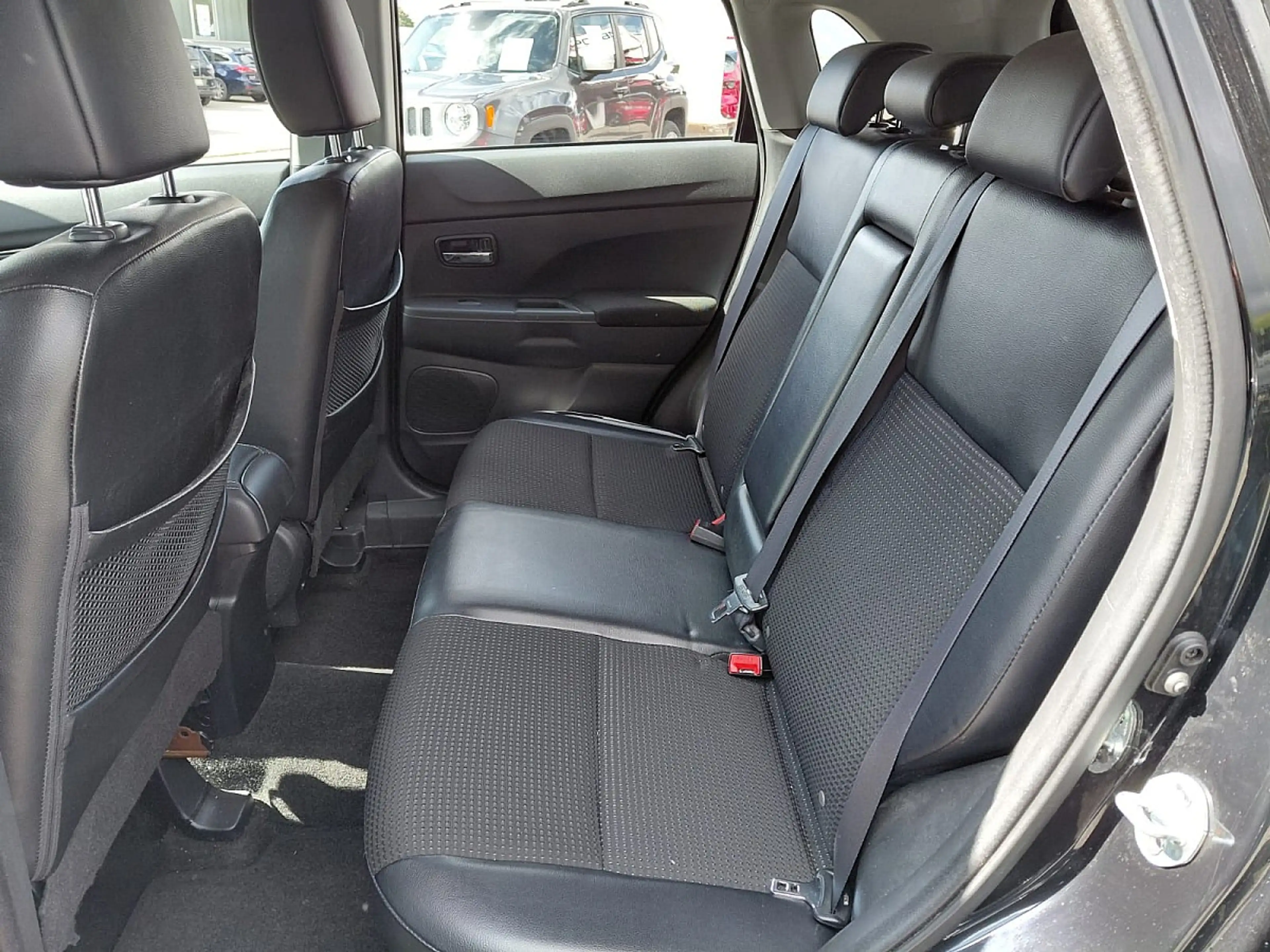 Citroen C4 Aircross HDi 115 2WD Seduction — photo 15