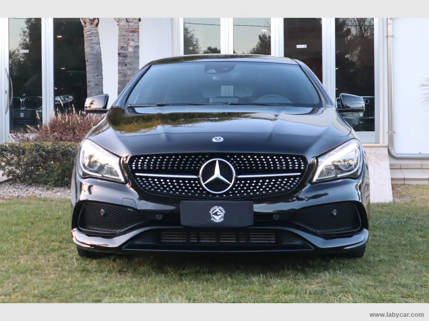 Mercedes-Benz CLA 200 d S.W. 4Matic Automatic Premium DARK NIGHT Nero - 2