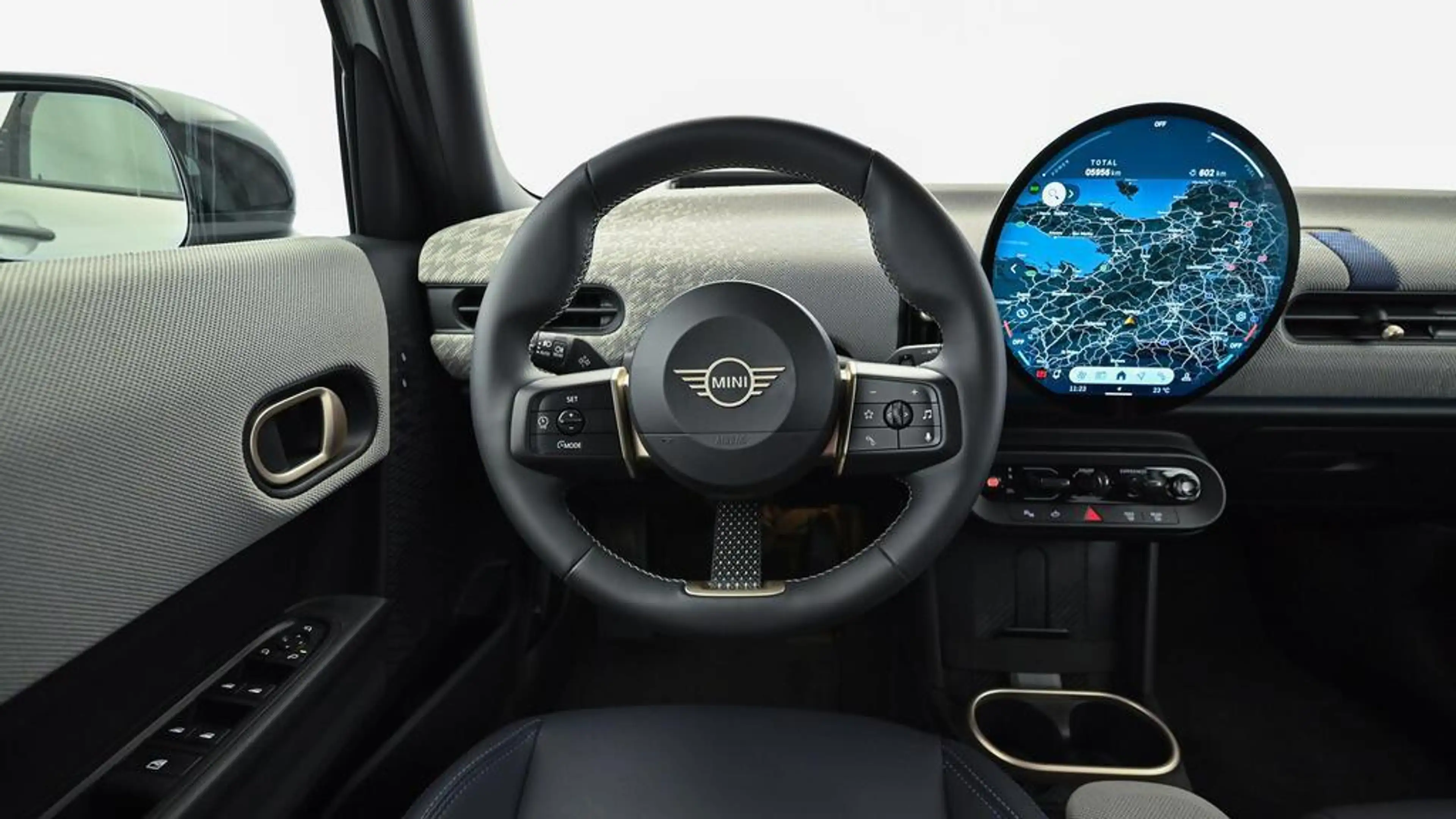 MINI Cooper C Favoured Trim — photo 13
