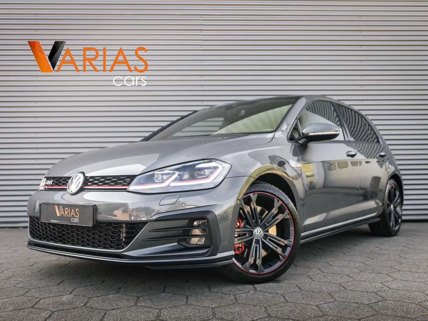 Volkswagen Golf GTI 2.0 TSI Performance Pano Alcantara VOL!! Grijs - 1