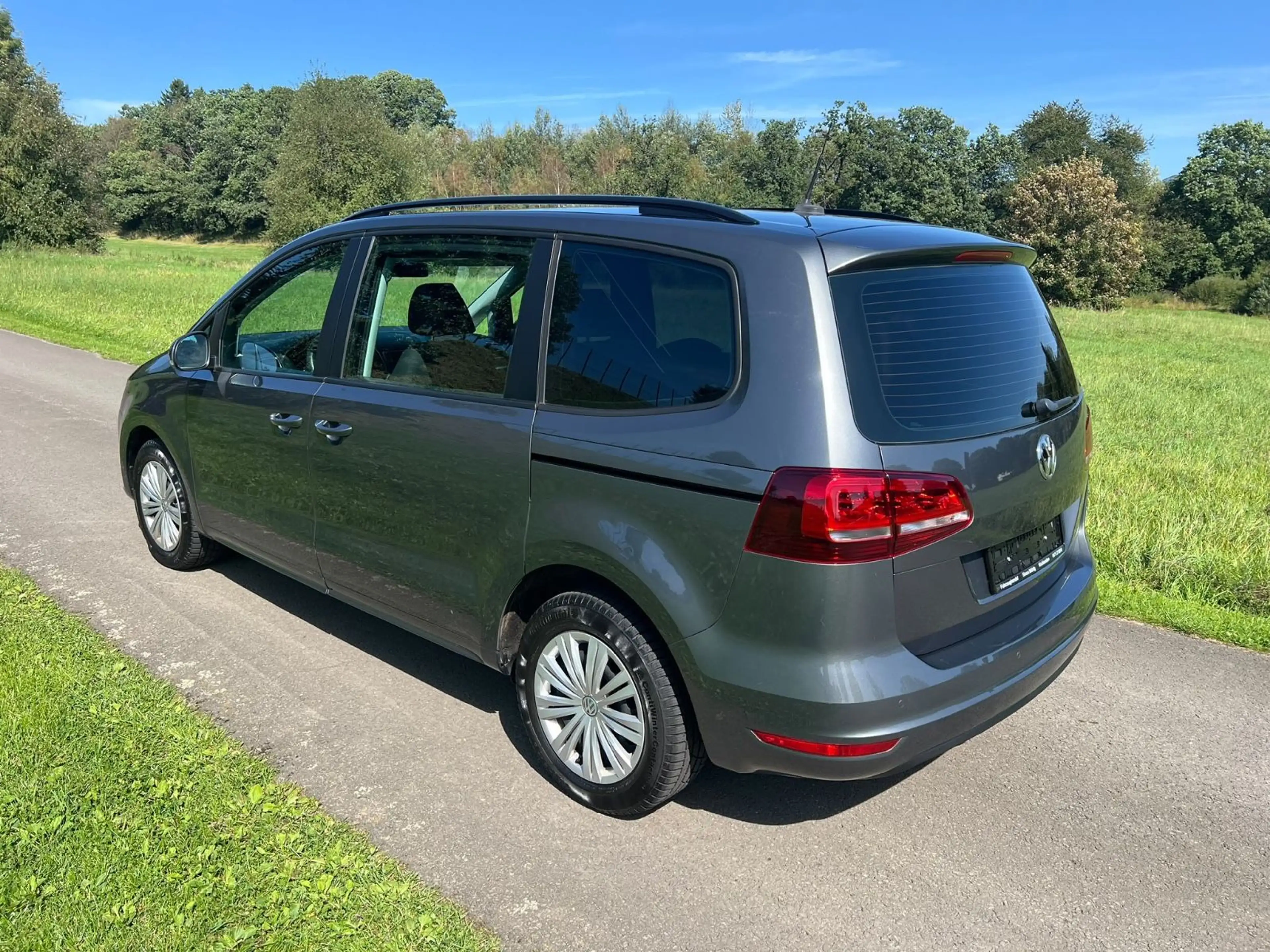 Volkswagen Sharan Trendline 4Motion 2.0TDI 150ps Allrad — photo 3