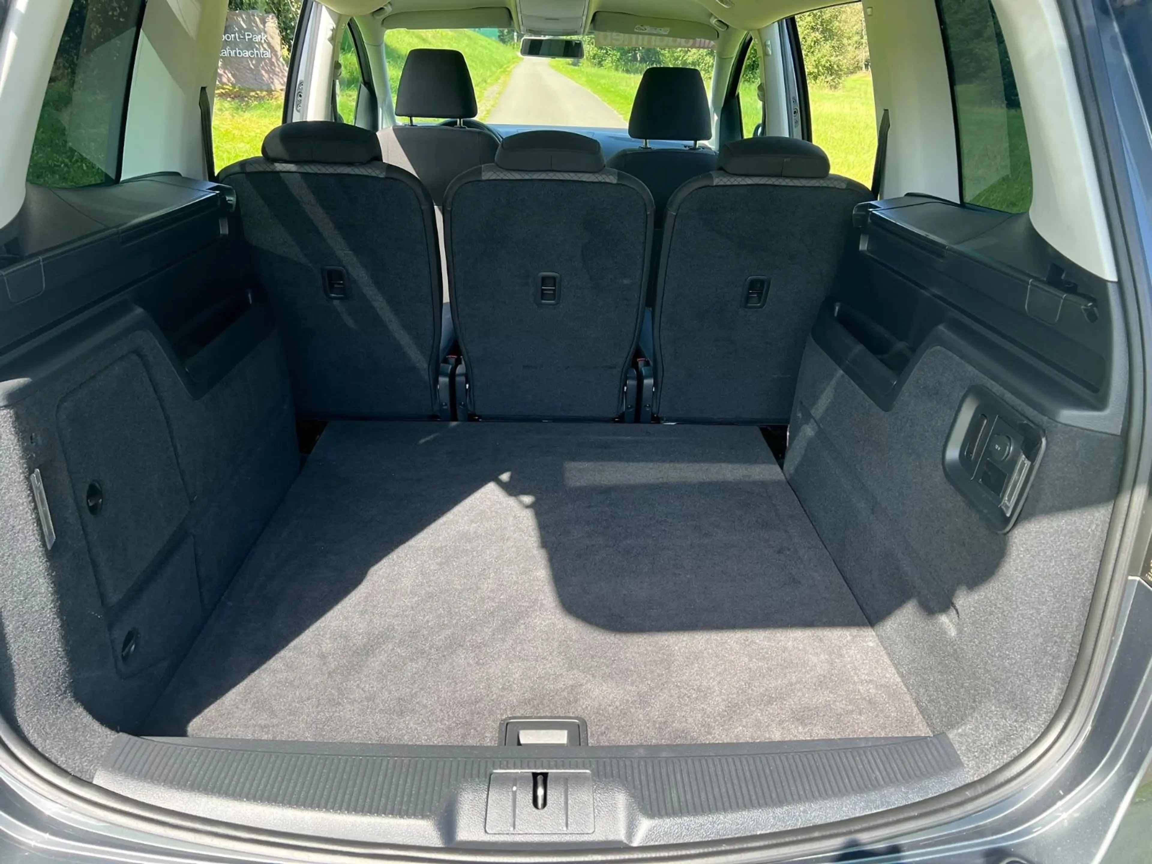 Volkswagen Sharan Trendline 4Motion 2.0TDI 150ps Allrad — photo 15